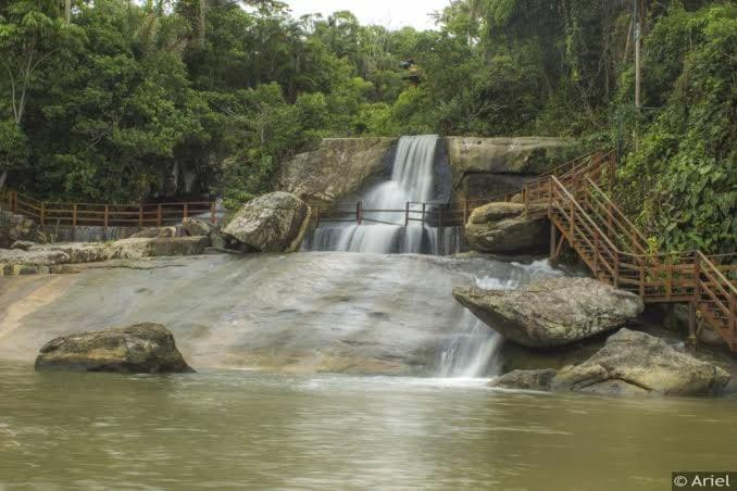 Recanto Bellamar Pousada E Hostel กัวรูจา ภายนอก รูปภาพ