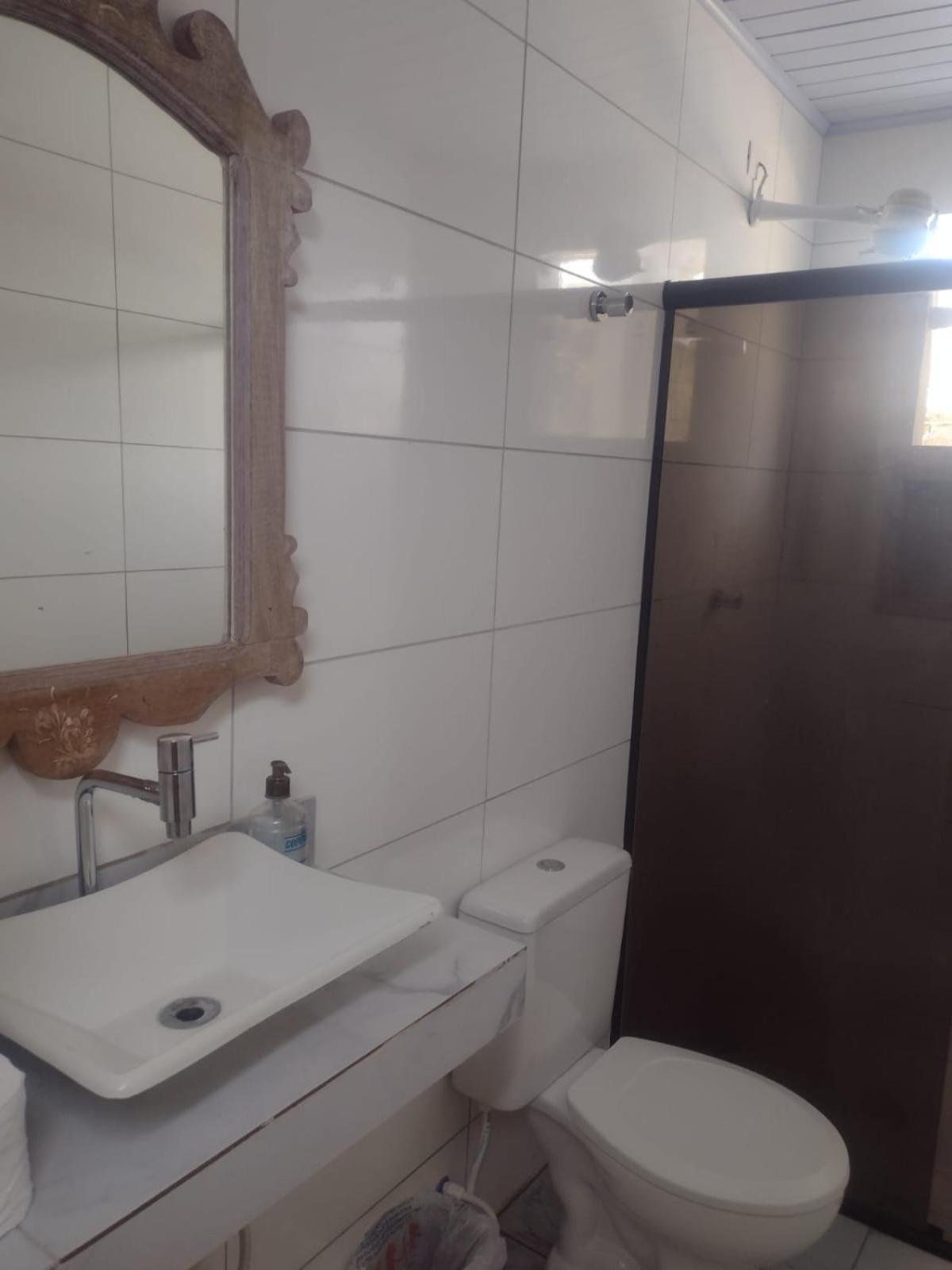 Recanto Bellamar Pousada E Hostel กัวรูจา ภายนอก รูปภาพ